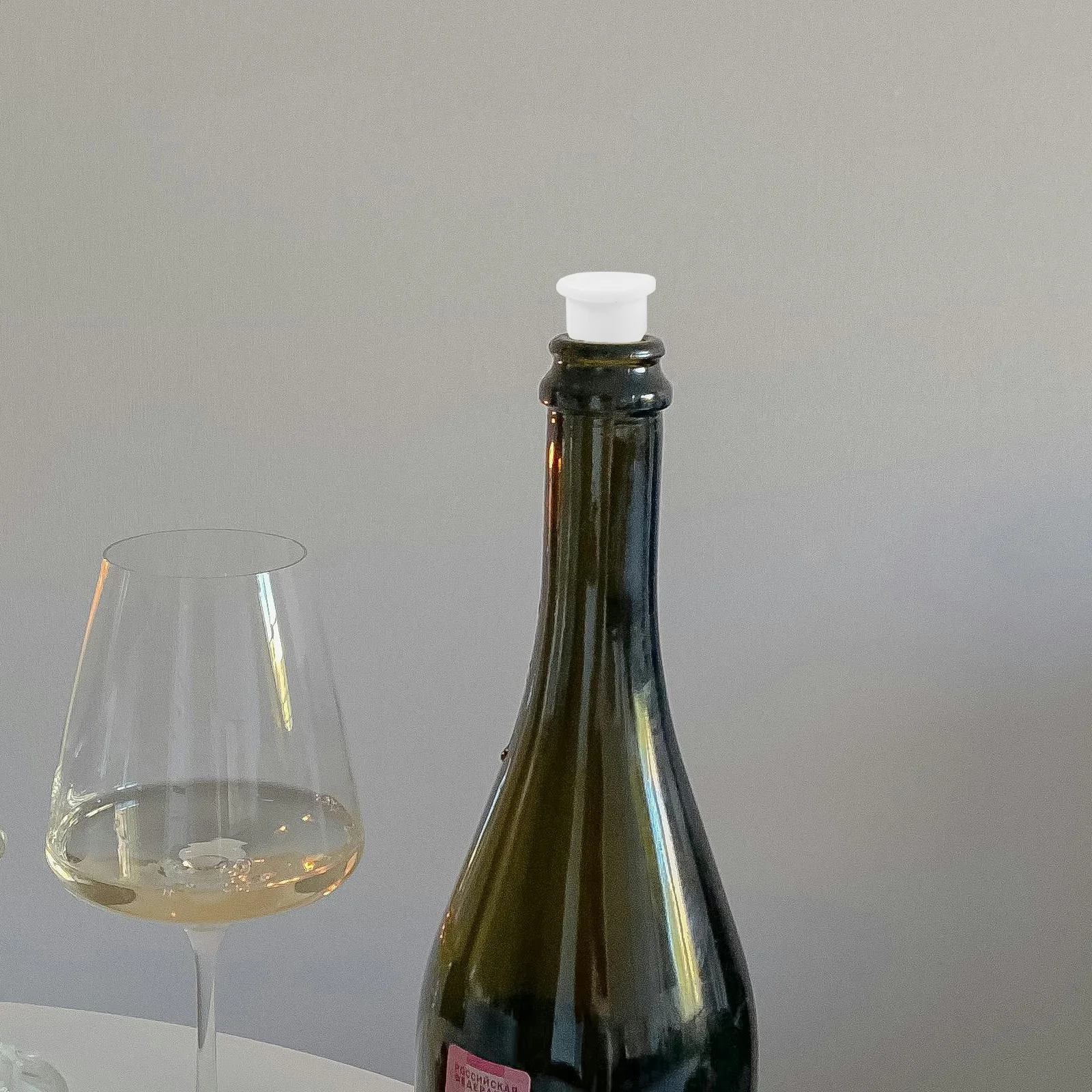 

35Pcs Silicone Plug Replacement Set Leakproof Stopper for Salt Pepper Shakers Bottles Reusable Solid Silicone Stoppers