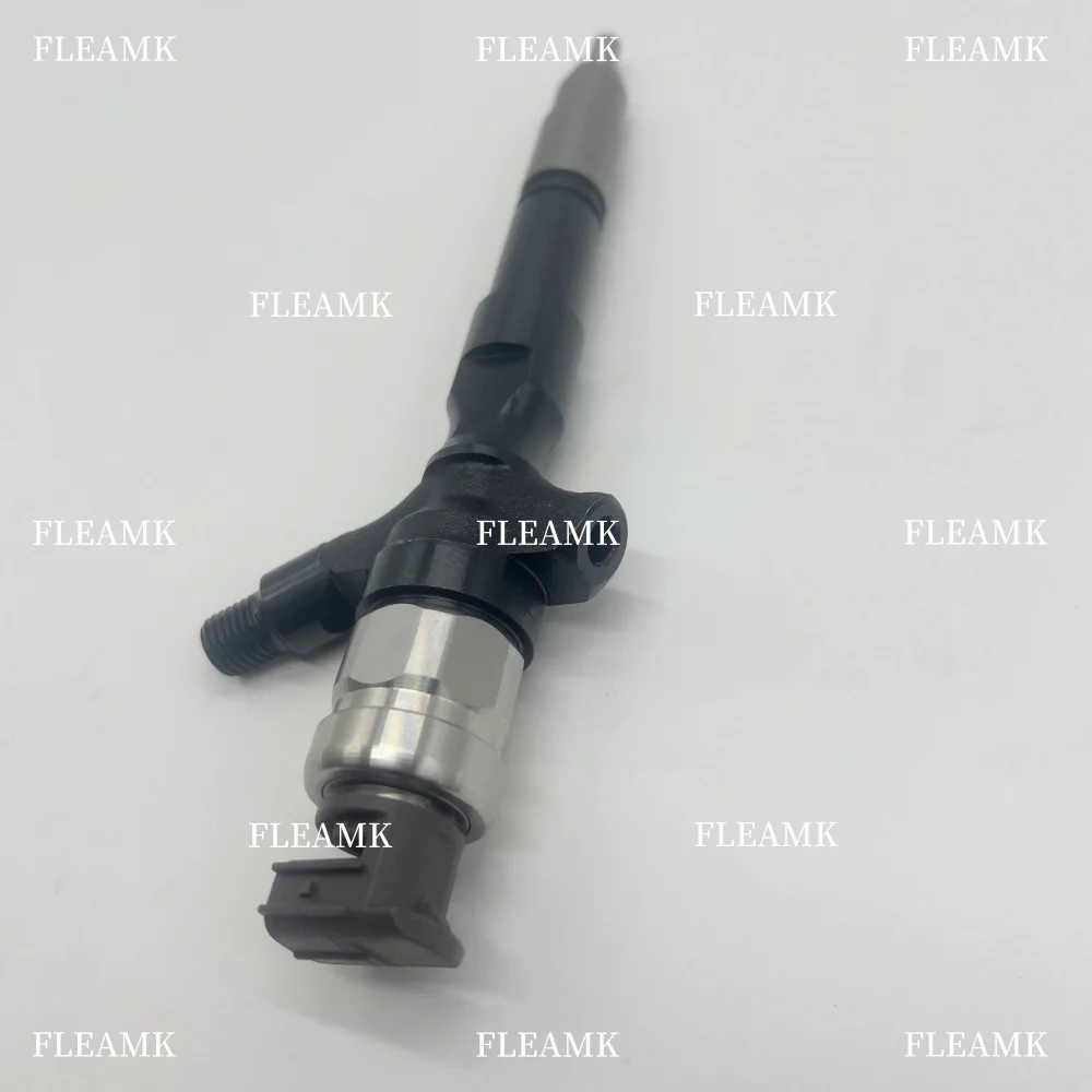 Diesel Common Rail Injector 095000-7400 23670-30220 for Toyota Hiace 2KD-FTV Hilux 1KD-FTV 2KD-FTV Land Cruiser 1KD-FTV