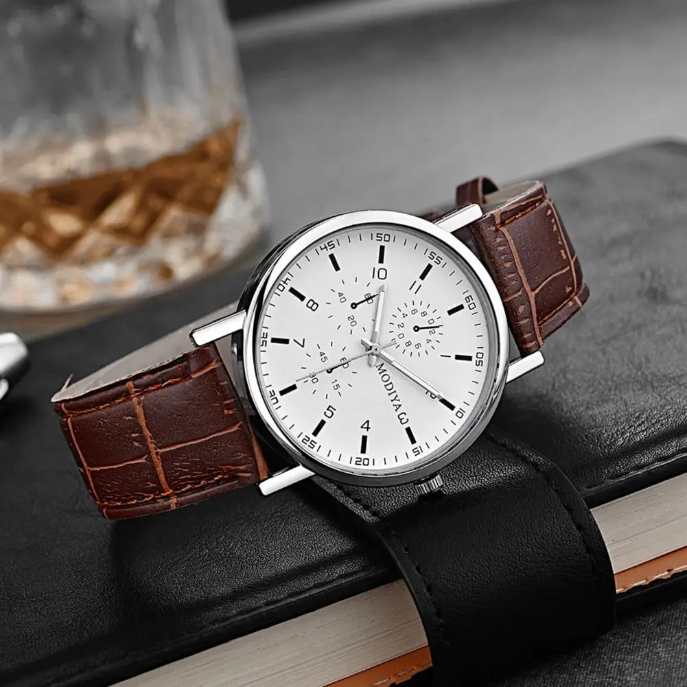 Men Quartz Watch Stylish Men\'s Chronograph Watches with Quartz Movement Leather Strap Gift for Boyfriend or Father for Men