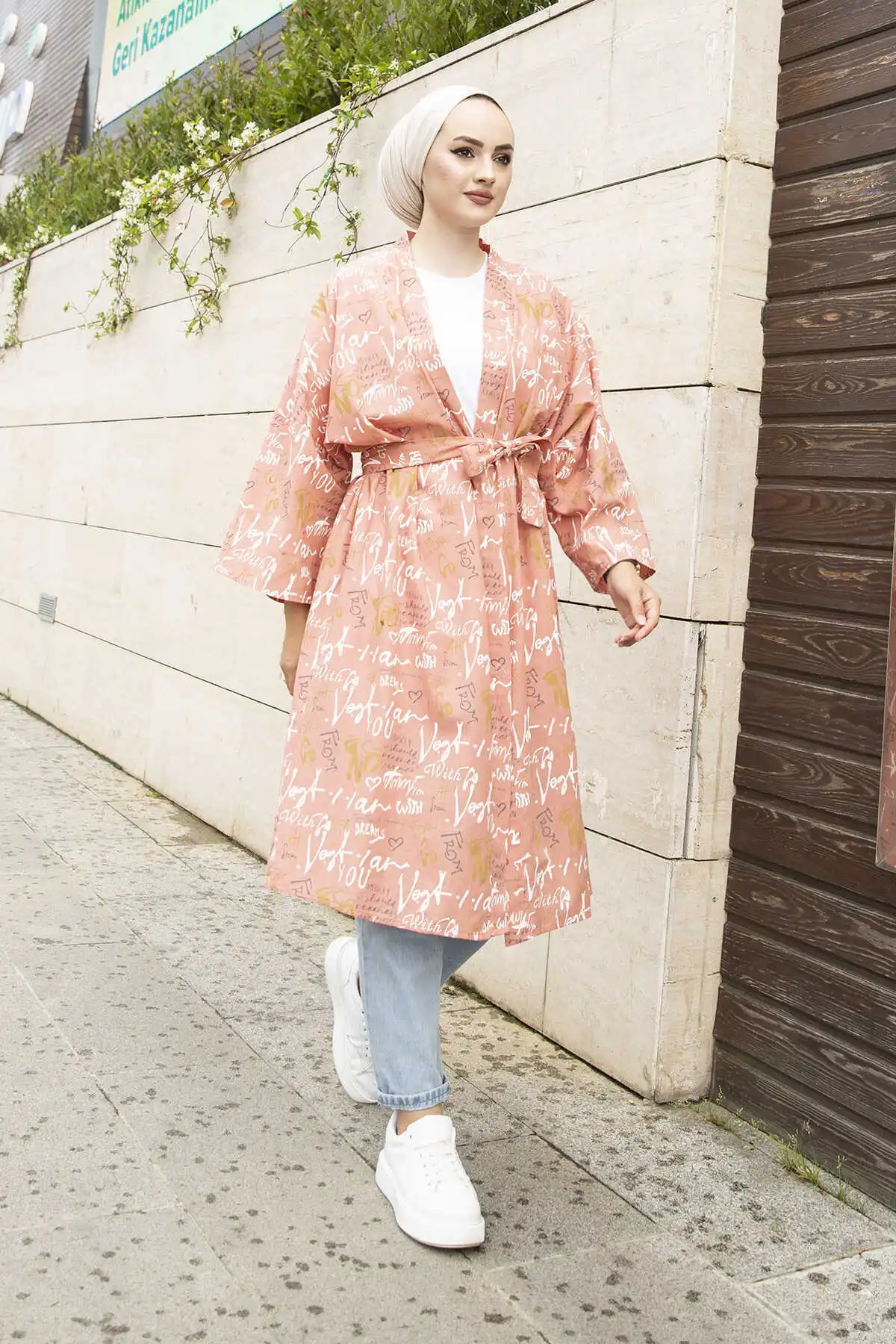 

Lettering Printed Kimono MD-Salmon