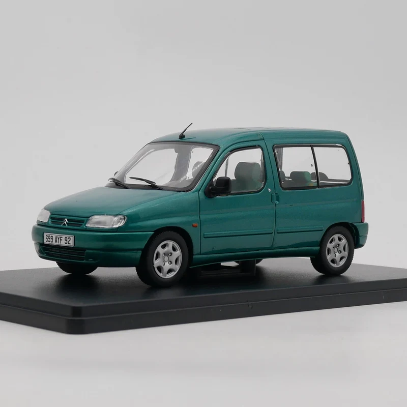 IXO 1:24 Berlingo Multispace Diecast Car Model Metal Toy Vehicle Collectibles Gift