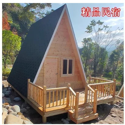 Cabaña Triangular Pequeña: Una Solución Ideal para Espacios Limitados