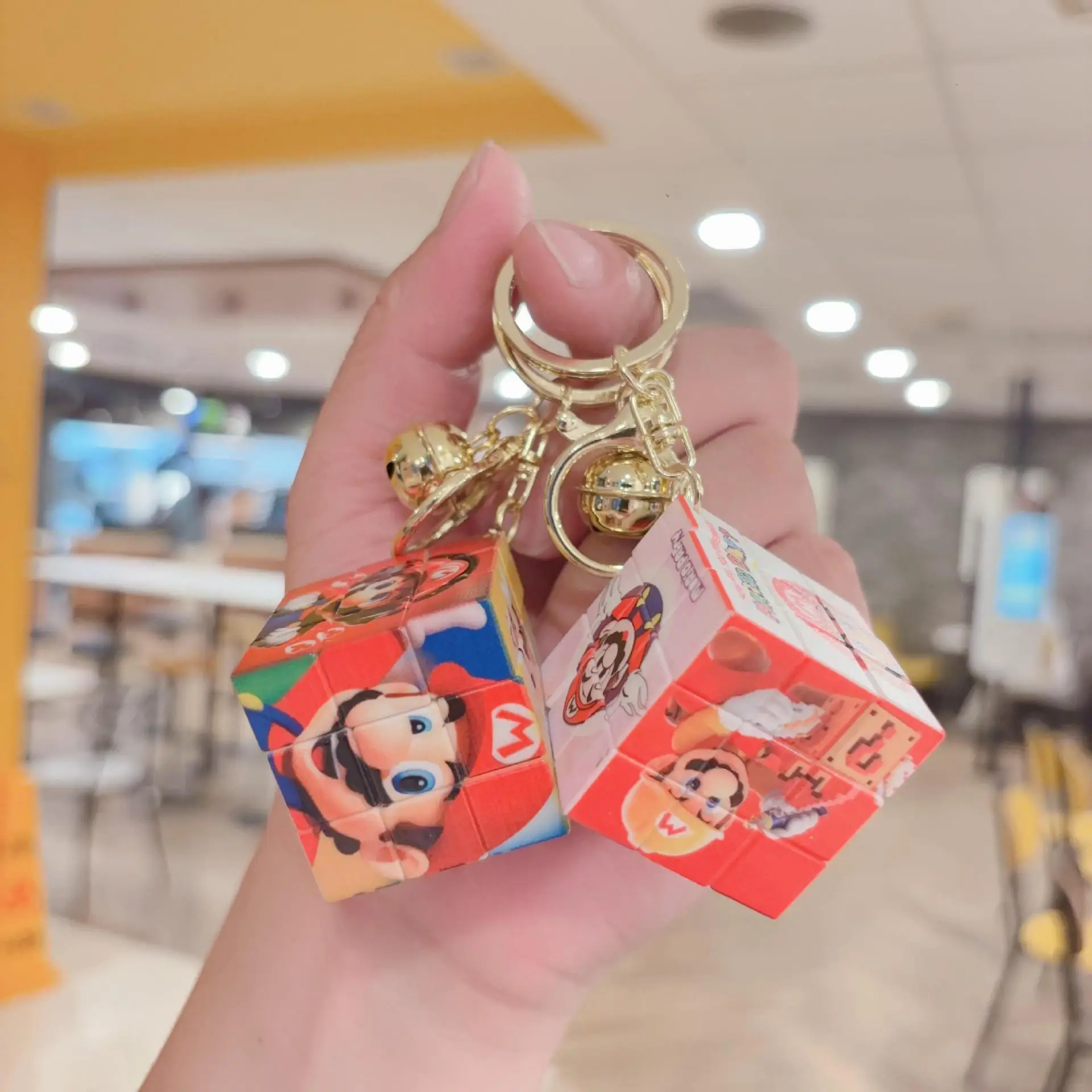 

New Super Marios Keychain Mini Rubik's Cube Keychain - Cute Car Couple Bag Pendant, Cartoon Puzzle Toy Gift for Kids Gift