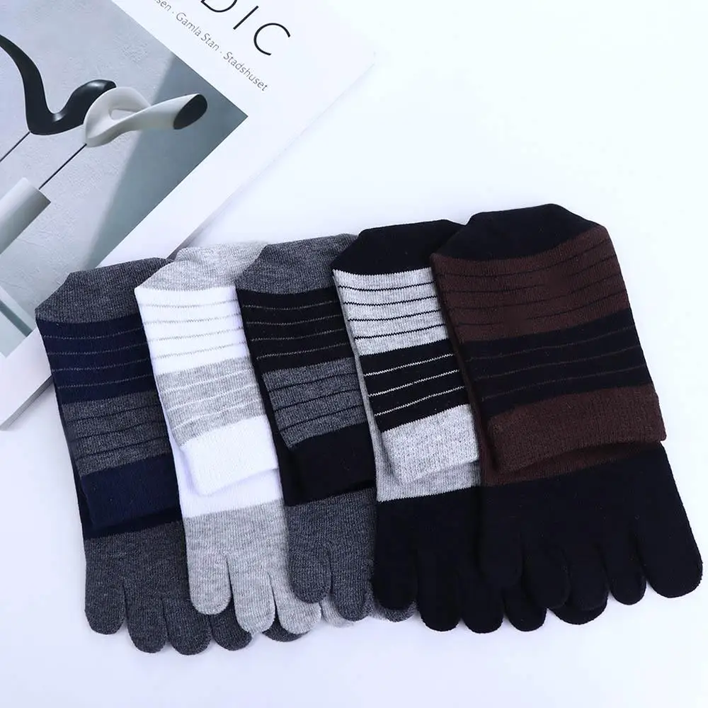 

Comfortable Sport Simple Middle Tube Cotton Breathable Stripe Hosiery Socks With Toes Man Socks Five Finger Socks