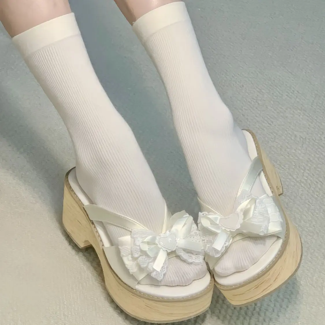 Japanse Cos Klompen Slippers Vrouwen Zomer Nieuwe Zoete Boog Houtnerf Dikke bodem Comfortabele Platform Schoenen Hoge hakken Slippers