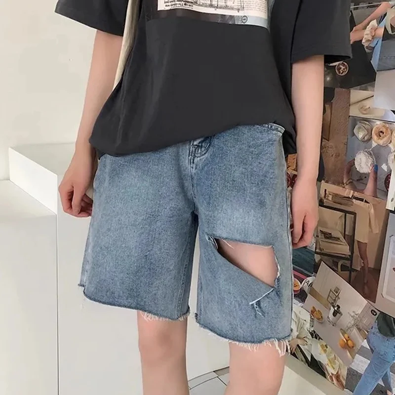 Harajuku High Waist Hole Denim Shorts Women 2025 Summer Wide Leg Five-Pointed Pants Woman Streetwear Vintage Short Jeans Female