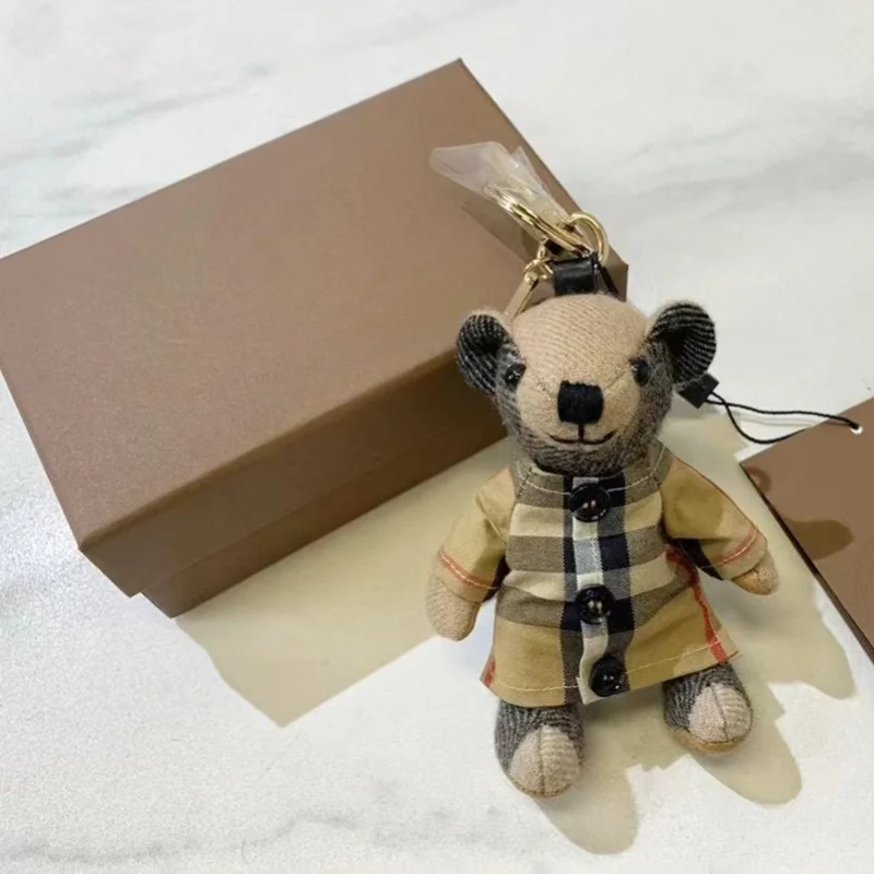 

Coats Thomas Bear Pendant Home Car Decoration Classic Check Dress Bear Bag Key Pendant Handmade Old Money Doll Gift with Box