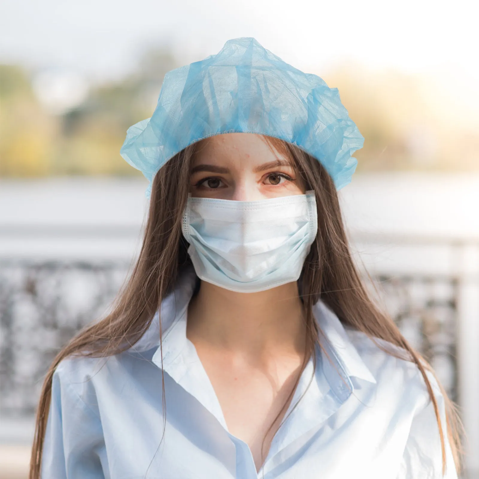 

100 шт. эластичных одноразовых шапочек-беретов из нетканого материала, дышащие, для защиты волос, для лабораторий, пищевой промышленности, ресторанов, медсестер