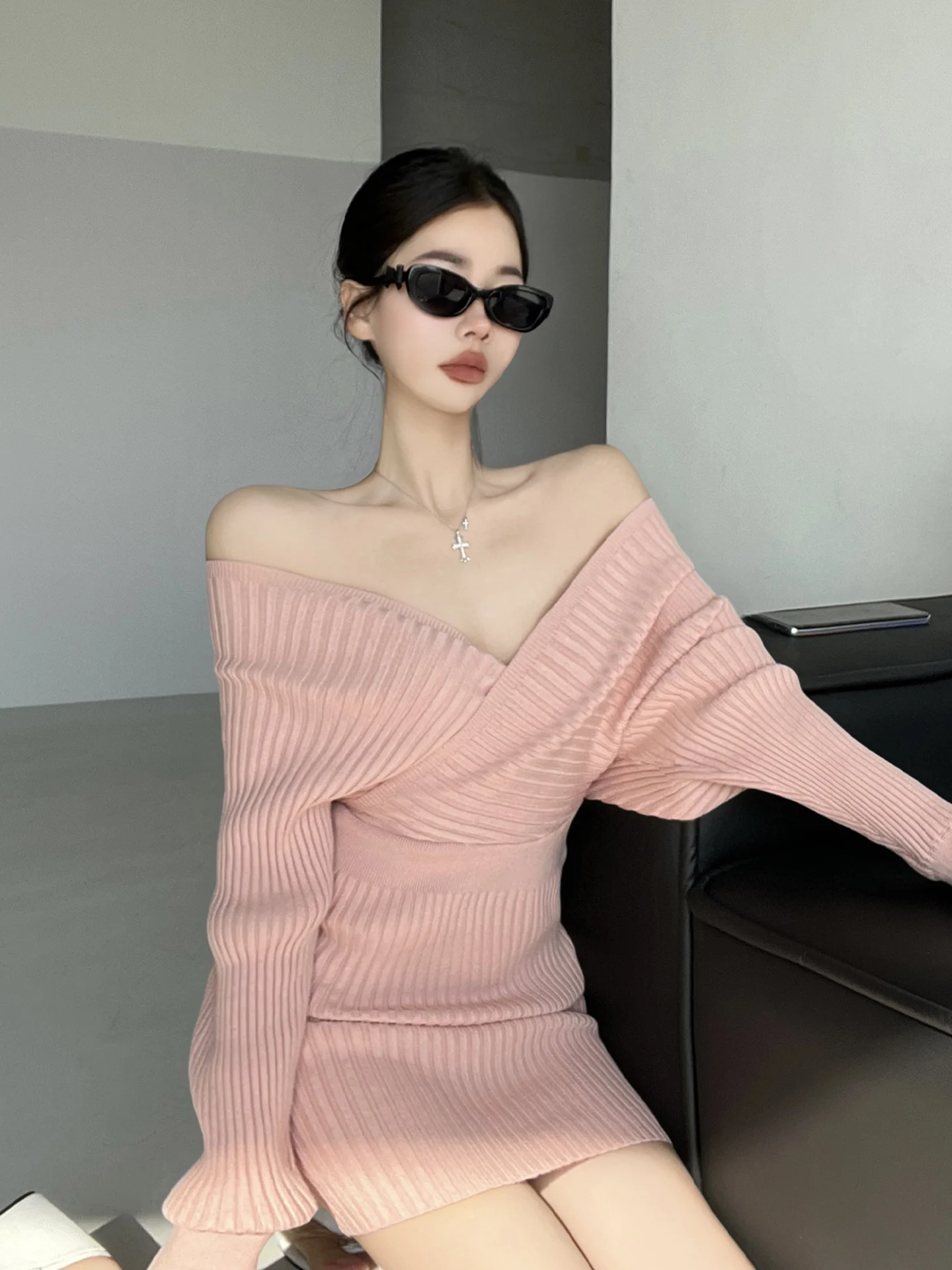 

Korean Sle Sexy Knitted One oulder Bodycon Dr High Waist ort Skirt Long Sve High Elastici V Ne for Ladies