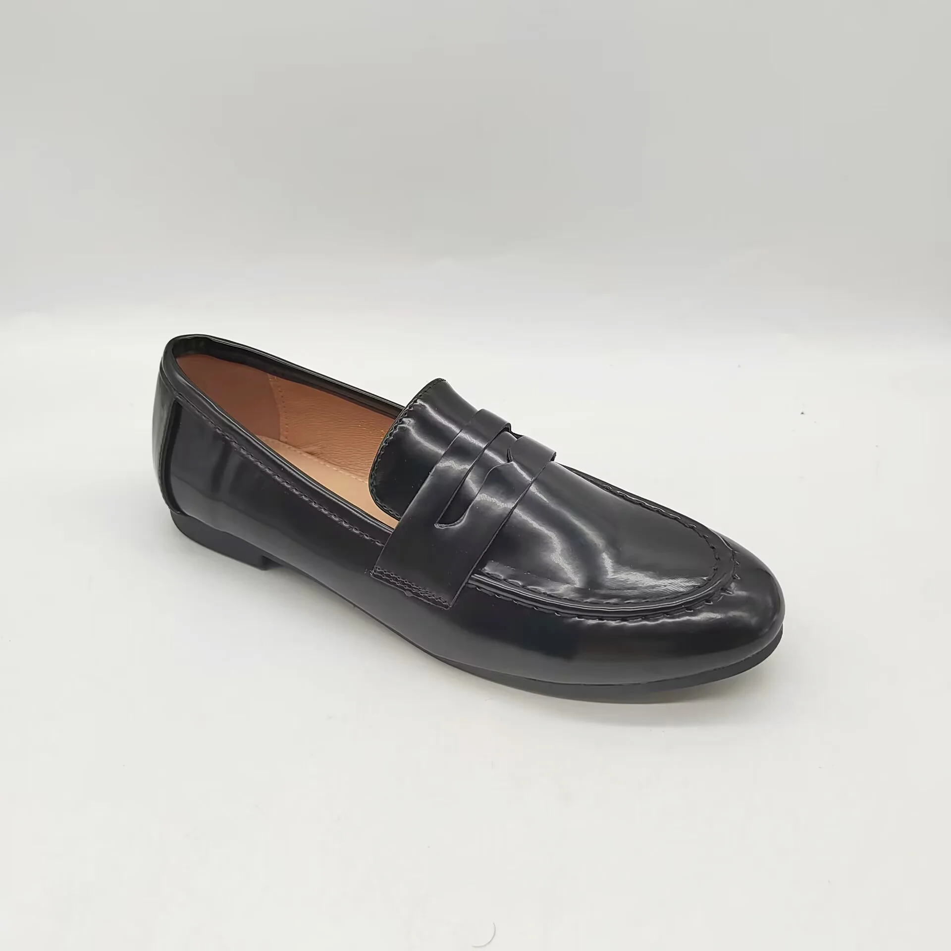 

Women's Leather Loafers Retro Classic Flats for Walking Work Daily Dress Easy to Wear Commuter Footwear