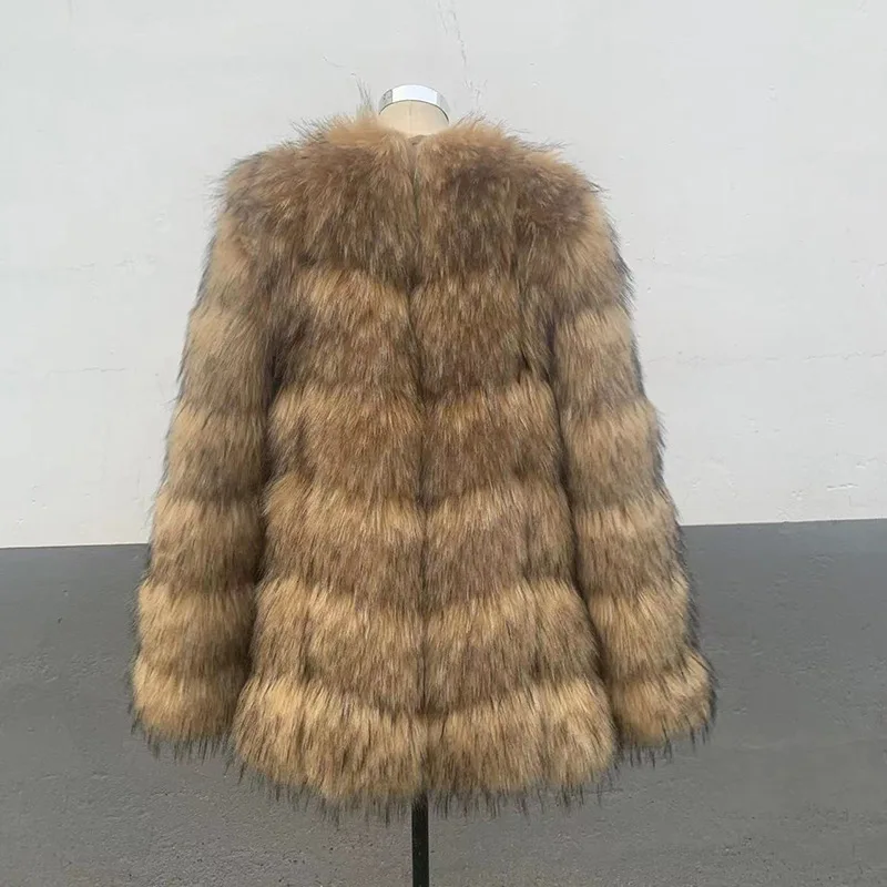 European and American Autumn and Winter Fur Coat Imitation Raccoon Fur Grass Spliced Women\'s Artificial Fur Coat