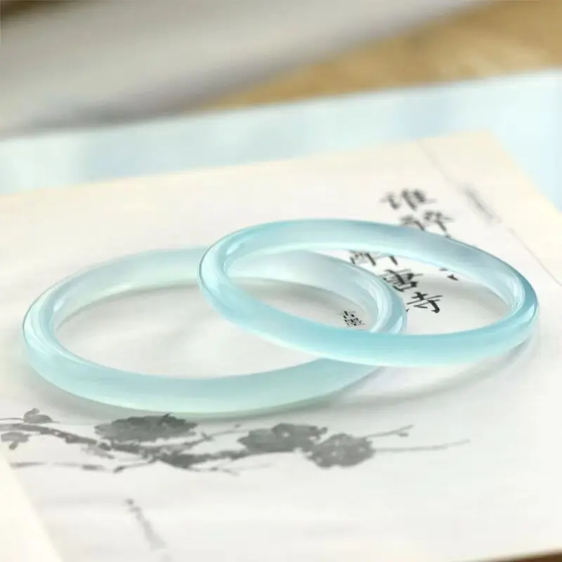 

2026 New Natural Stone Sky Blue Bracelet, Fresh and Fashionable Versatile Jewelry