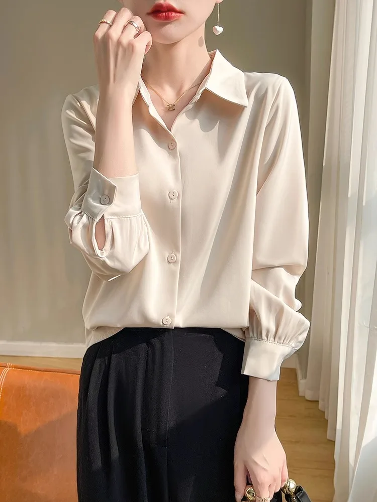 ربيع 2025 المرأة طويلة Sve الحرير السلس الحرير الجليد الحماية من الشمس ملابس خارجية وصول جديد المحملة جديد خلات الساتان irt