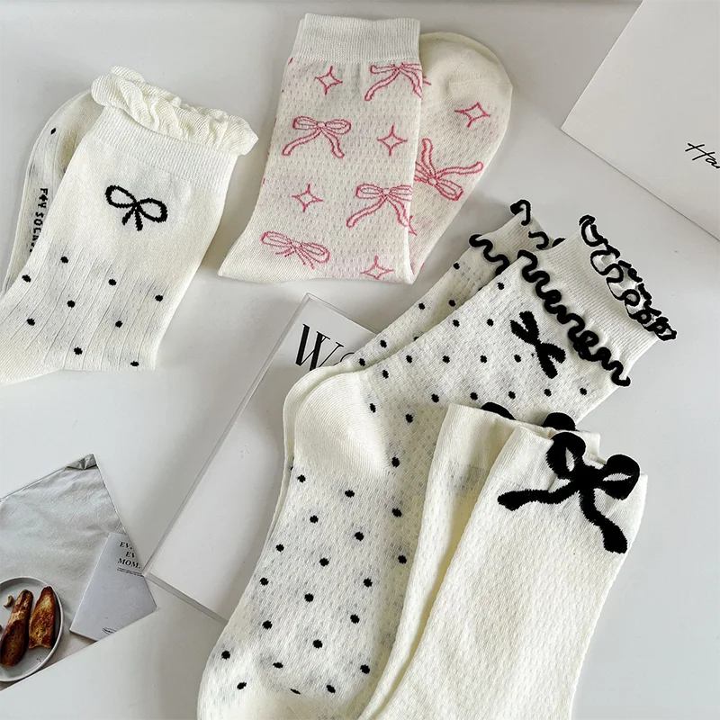 1 Para Skarpetek do Połowy Łydki w Stylu Baletowym Damskie Eleganckie Urocze Skarpetki Lolita Siateczkowe Oddychające Koronkowe Skarpetki z Kokardką Motylkową Skarpetki do Układania w Stosy Y2K 2026