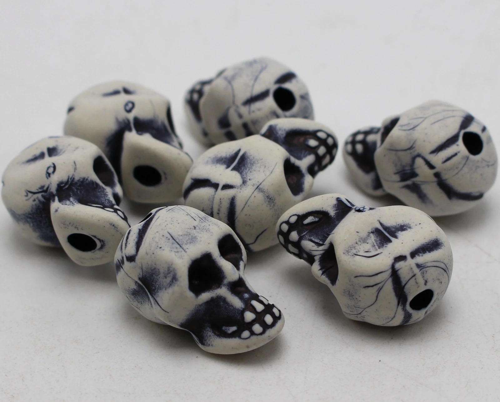 25 White Acrylic Halloween Gothic Skeleton Skull Beads 21X13mm