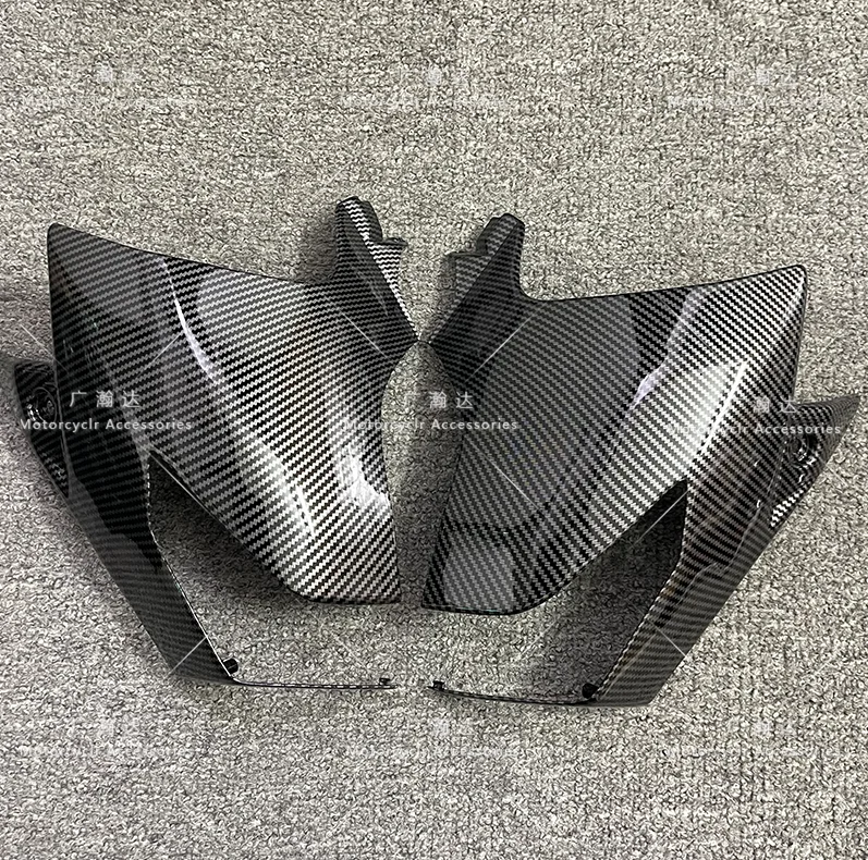 For  GSR400 GSR600 motorcycle fuel tank side panel side panel front turn signal lamp housing fairing carbon fiber coating