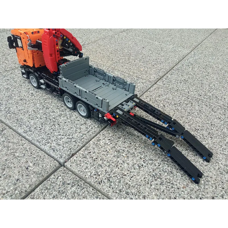 MOC-134985 الكلاسيكية الجديدة شاحنة رافعة البضائع بنة نموذج، 1401 قطعة، لعبة عيد ميلاد الإبداعية هدية للبنين والأطفال #4