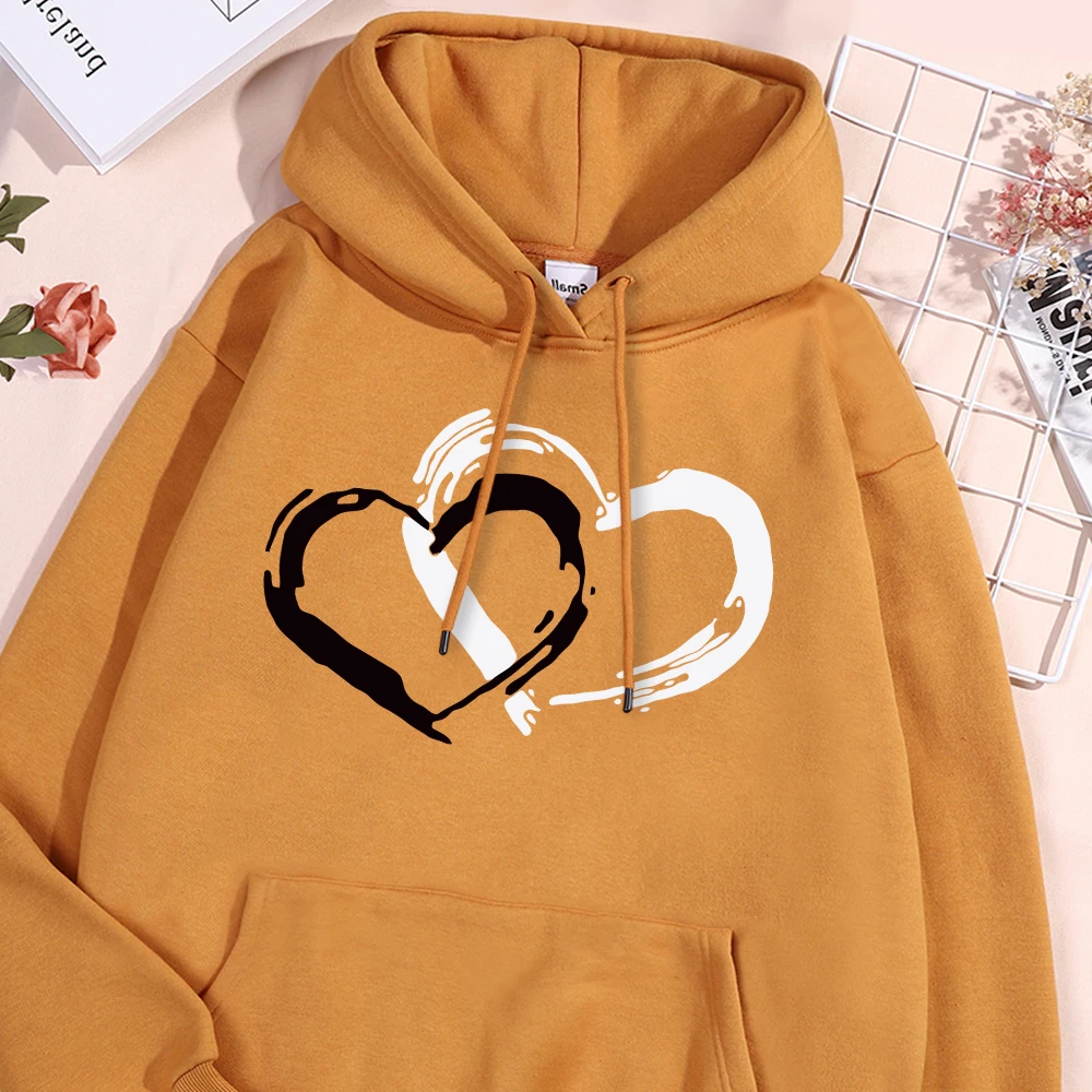 

Black and White Heart Hoodie Man Simple Fleece Hoodies Soft Comfortable Pullover Oversized Loose Hoody Autumn High Quality Tops