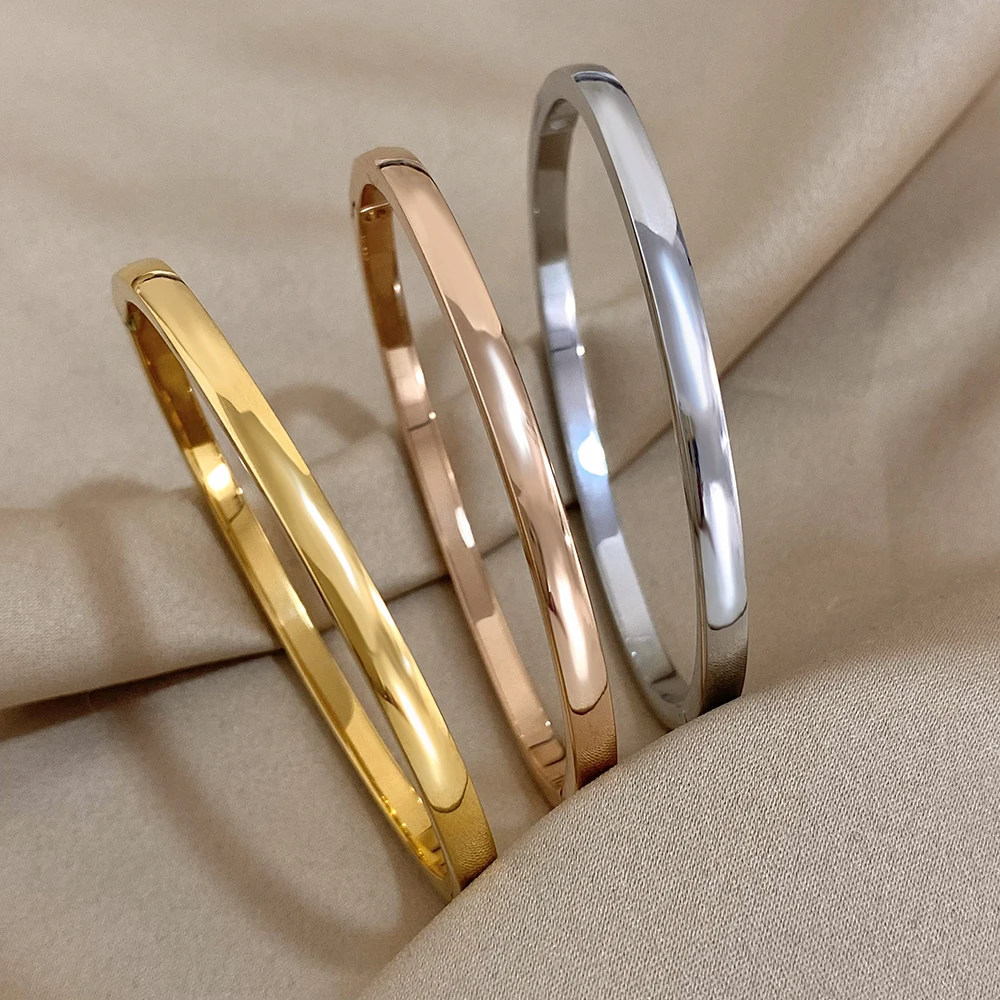 Mode Glatte Edelstahl Manschette Armreifen Armbänder für Frauen Männer Neue 4mm Gold Überzogene Stapelbar Wasserdicht Charme Schmuck