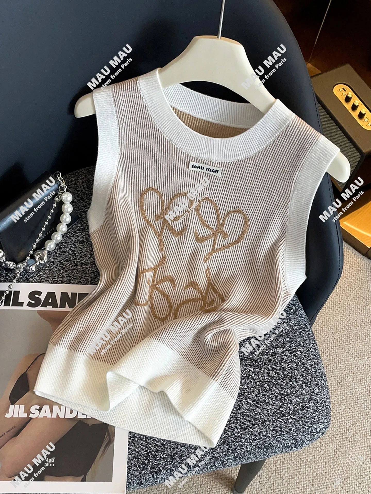 

High-End Women's Knitted Vest Autumn Love Heart Letter Patchwork Knitwear Top round Ne ort Length Daily Wear Commute Sle