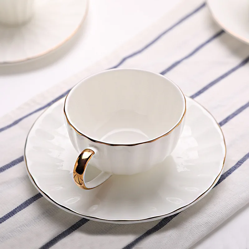 

Bone China Coffee Cup and Plate Handmade Gold Embossed Ceramic Cup European Afternoon Tea Ceramic Cup Plate Porcelain Tea Mug