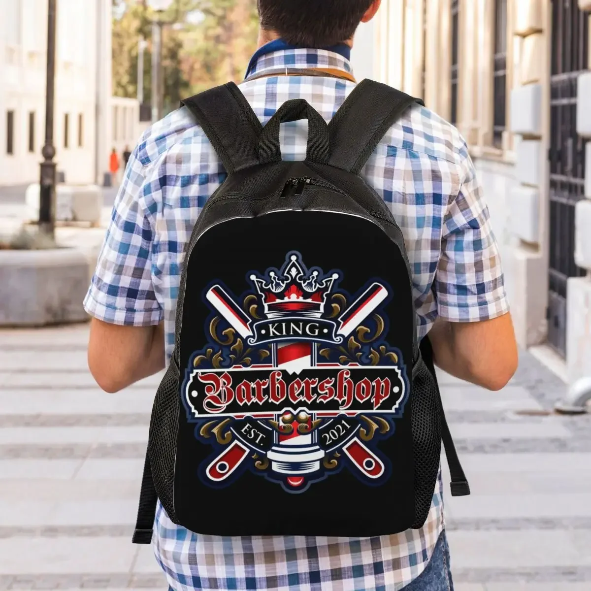 Benutzer definierte Vintage moderne Barbershop Logo Emblem Rucksack Frauen Männer lässig Bücher tasche für Schule College Friseur Shop Taschen