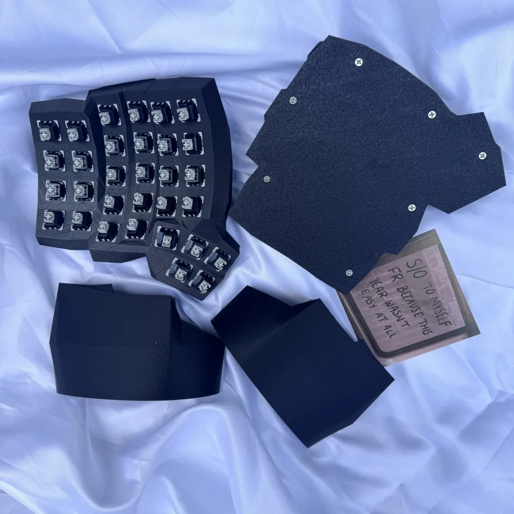 مجموعة لوحة المفاتيح Dactyl Manuform مخصصة للتبديل السريع السلكية سبليت لوحة المفاتيح الميكانيكية قارورة نوع C طقم لوحة المفاتيح بيئة العمل Teclado Gamer