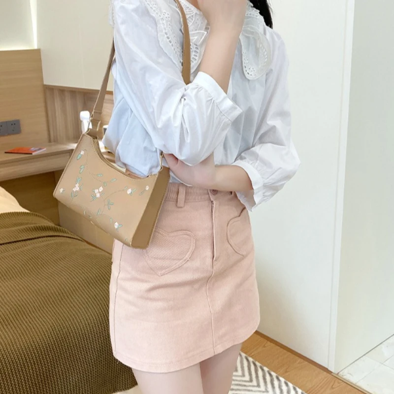 

Fashion Floral Embroidered Underarm Bag Chic Faux Leather Shoulder Purse for Women Casual Stylish Zip Closure Hobo Handbag