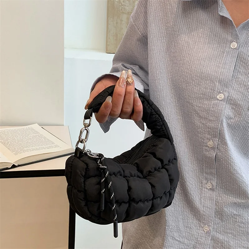 

Women Puffer Handbag Purse Trendy Solid Color Underarm Bag Shoulder Bag for Travel Daily Birthday Present