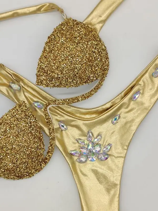 ชุดว่ายน้ำบิกินี่เซ็กซี่แบบแยกชิ้น ประดับเพชร สำหรับผู้หญิง เหมาะสำหรับเล่นกีฬา โยคะ ฟิตเนส พร้อมฟองน้ำเสริมหน้าอก