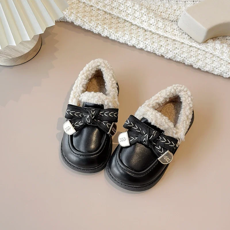 Zapatos de cuero acolchados para niñas de 2 a 16 años, mocasines de invierno con lazo Beige para niñas, botas de nieve antideslizantes de fondo suave marrón para niños