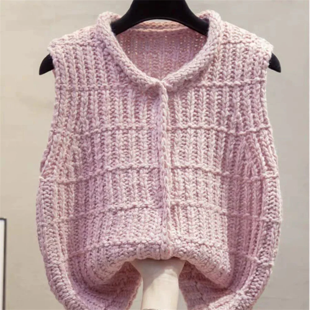 

2025 Fashion Korean Style Autumn Winter Thick Sweater Cardigan Knit Vest Women's New Loose Women's Top Crop Top Vest For Women