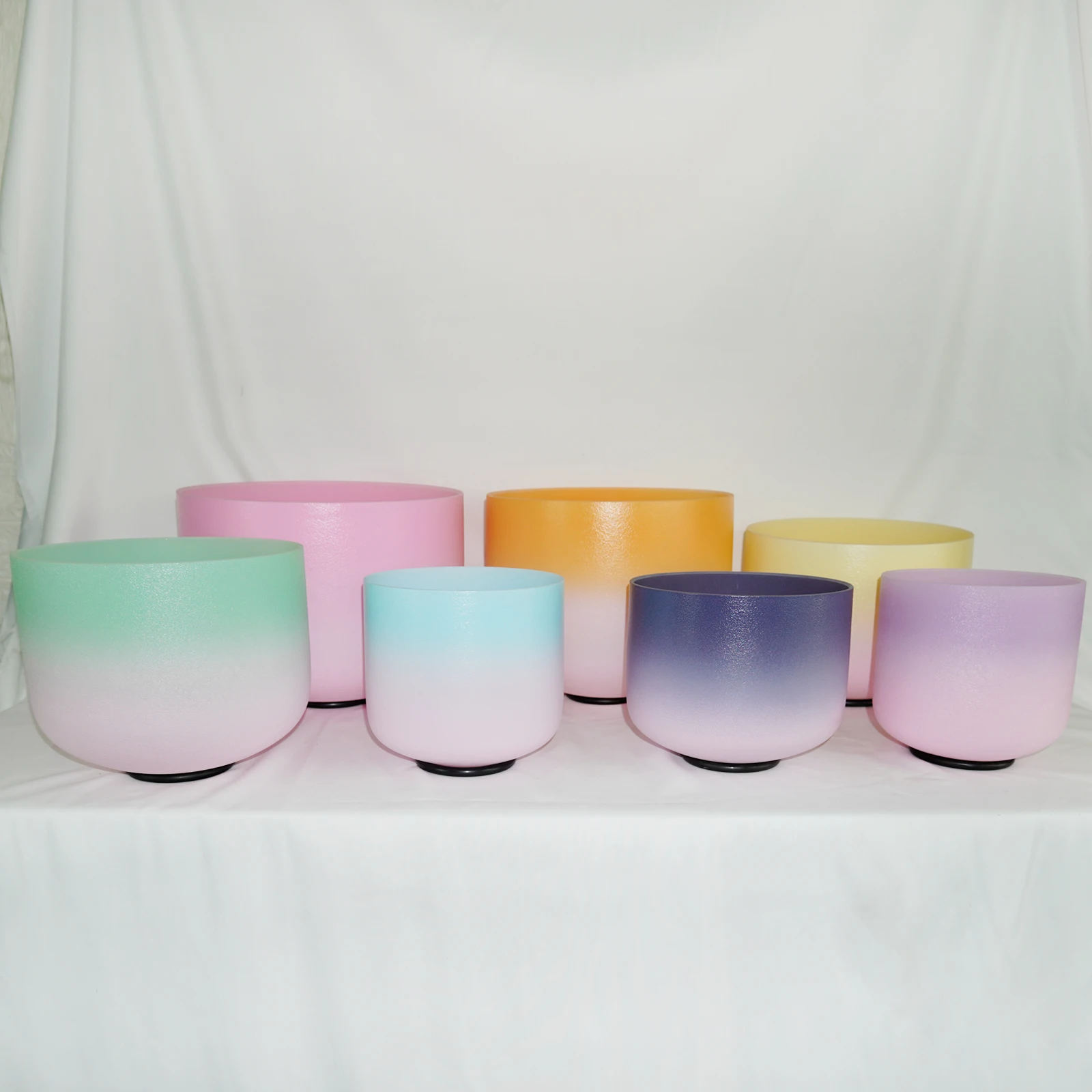 

KVKA 7-12 inch light Colored Chakra Set of 7 Crystal Singing Bowls with Heavy Duty Carrying Cases for Yoga Sound bath Meditaion