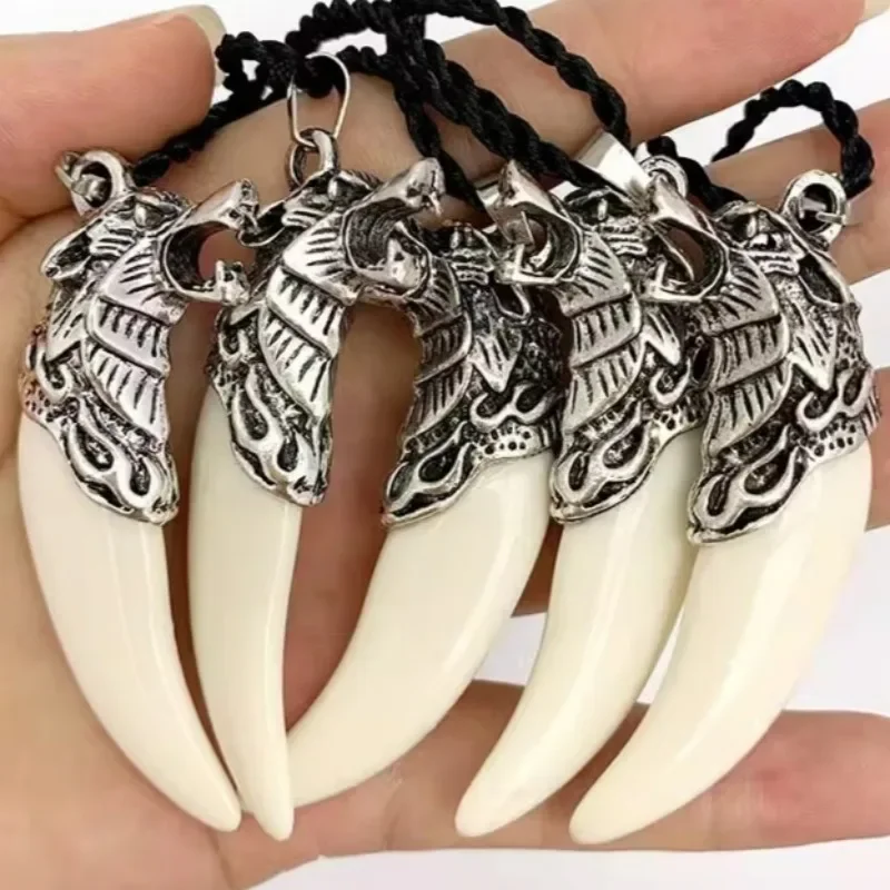 Punk Wolf Tooth Necklace Sturdy Artificial Leather Rope Resin Necklace Retro Cool Spiked Tooth Alloy Pendant Lightweight Jewelry