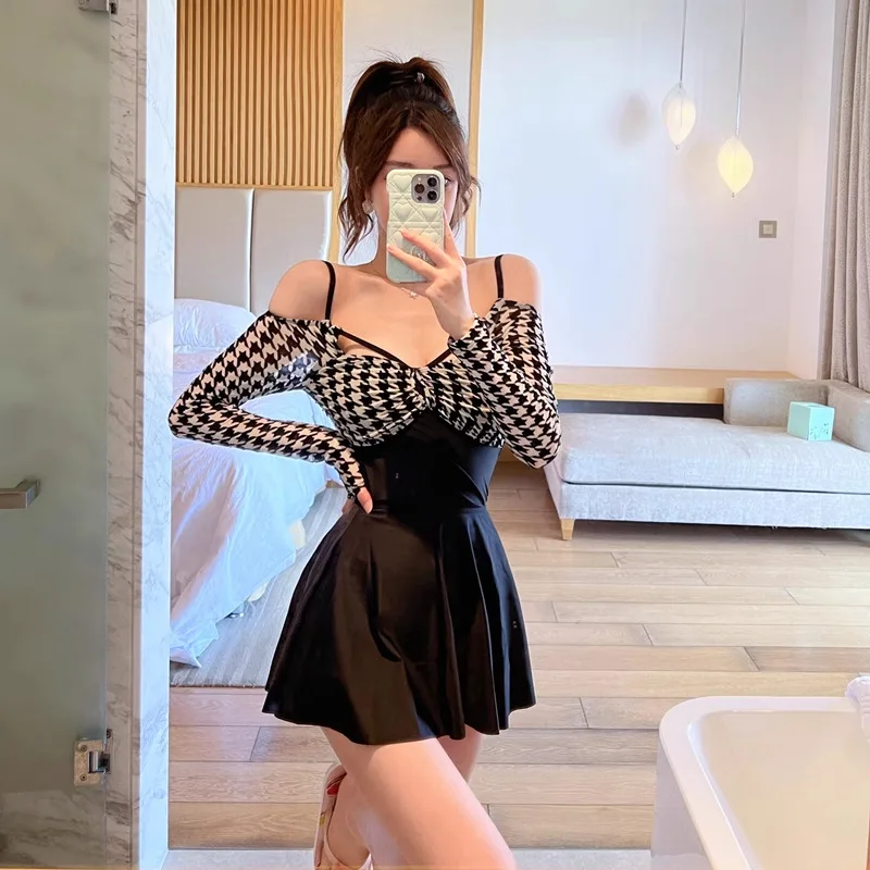 Vestido de una pieza para mujer, puro, adelgazante y de gama alta, a cuadros, de manga larga, para reunión en la playa