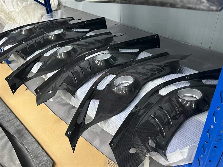 OEM Style Dry Carbon Fiber Replacement Parts Car Interior Engine Bay Panels for  296 GTB Position Rear