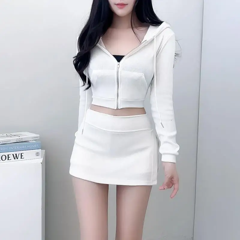 

51STUDIO Новый осенний повседневный комплект: кардиган на молнии с капюшоном и короткая юбка с разрезом на низкой талии, удобный модный ансамбль с длинными рукавами