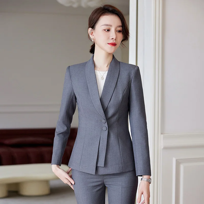 Giacca da abito piccola di alta qualità per donna autunno e Winter2024New Business Suit Temperament Slim Fit Short Casual Suit Top