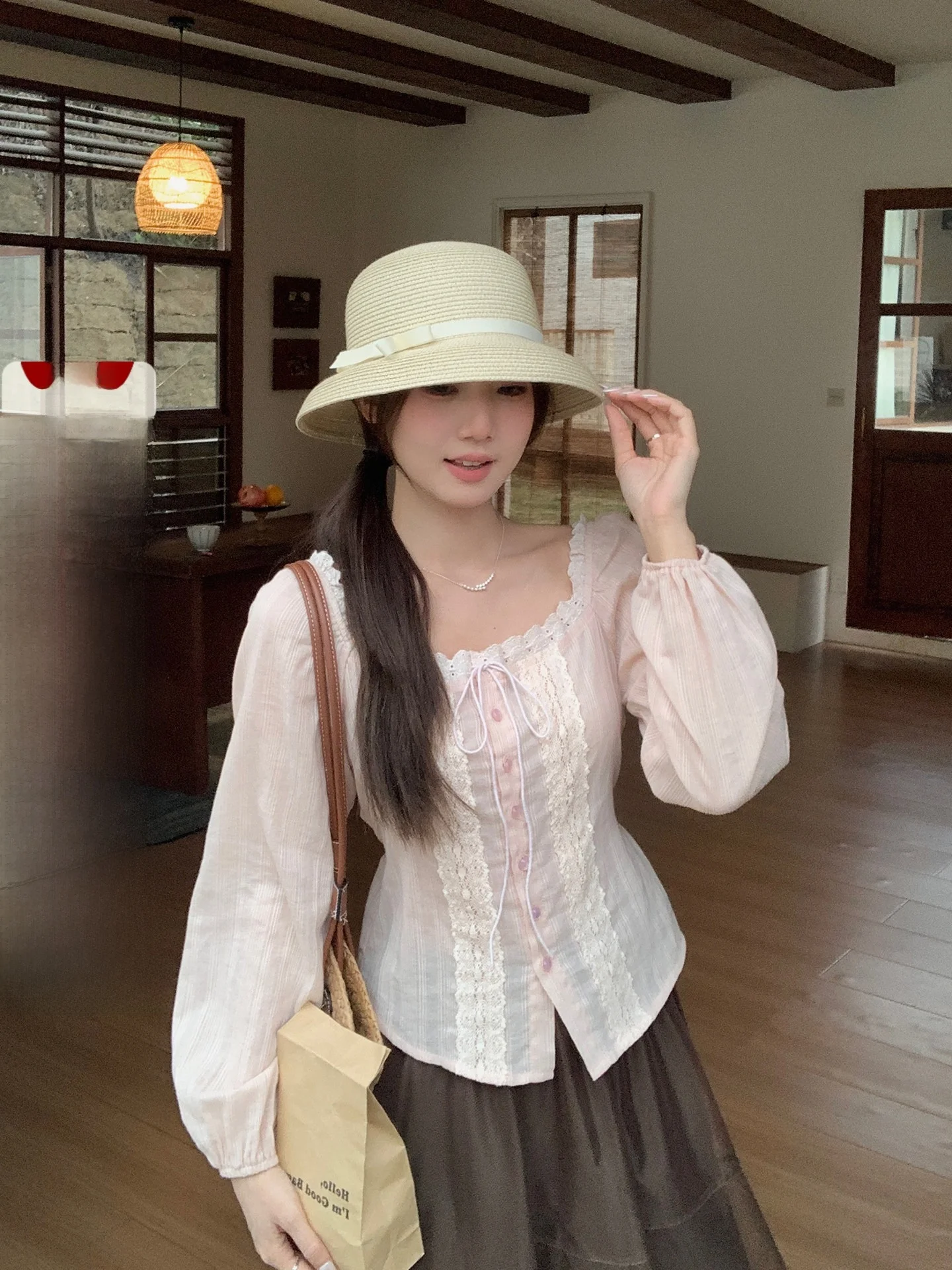 

Spring Women's Long Sleeve Lace Patchwork Shirt Square Collar Design Sensation New Fashion Cleanfit Cotton Blend Breathable