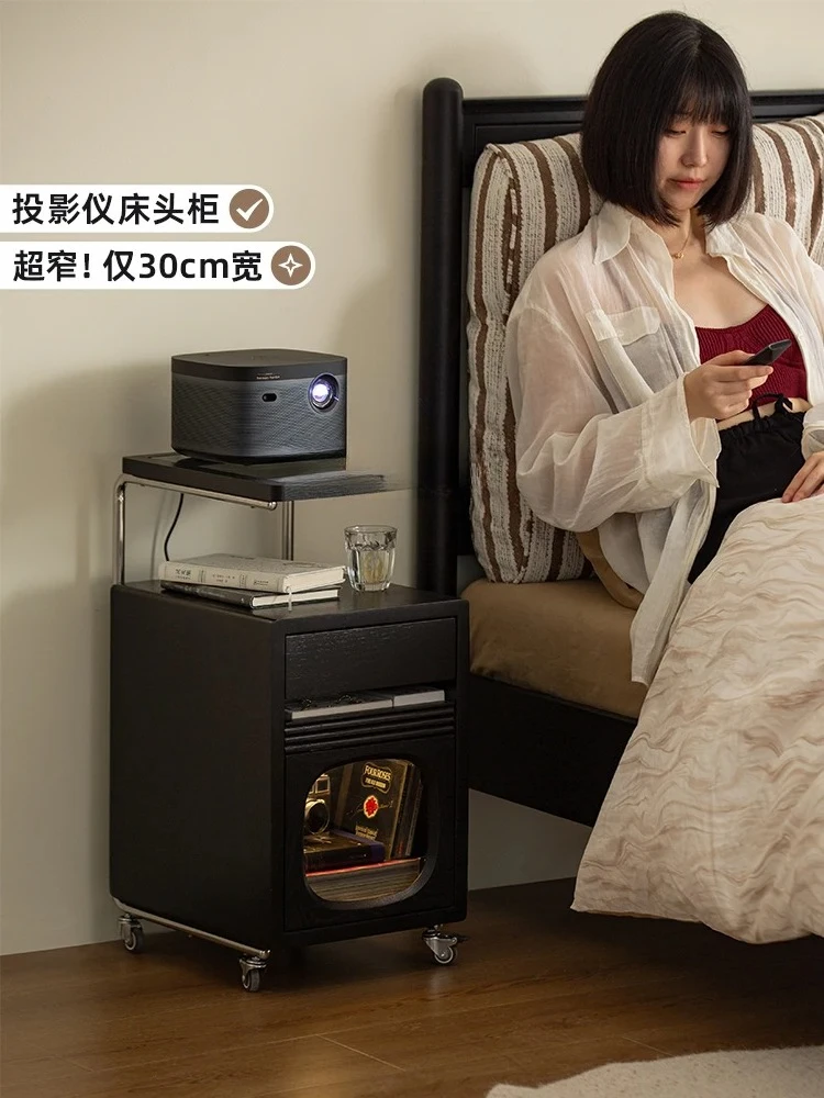 Чрезвычайно узкая современная простая прикроватная тумбочка, бытовой кронштейн для спальни, диван, боковой шкаф, журнальный столик из цельного дерева для гостиной