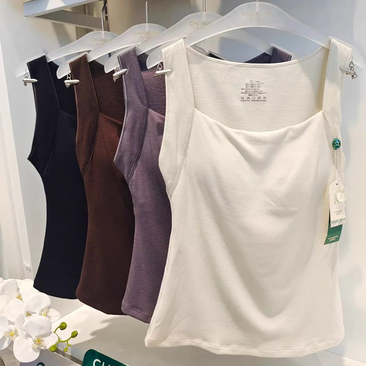 ワイヤレス快適な女性のブラジャー-6580-スクエアカラーバルーンカップ暖かい服セクシーなリブベスト着用しない下着ホーム服