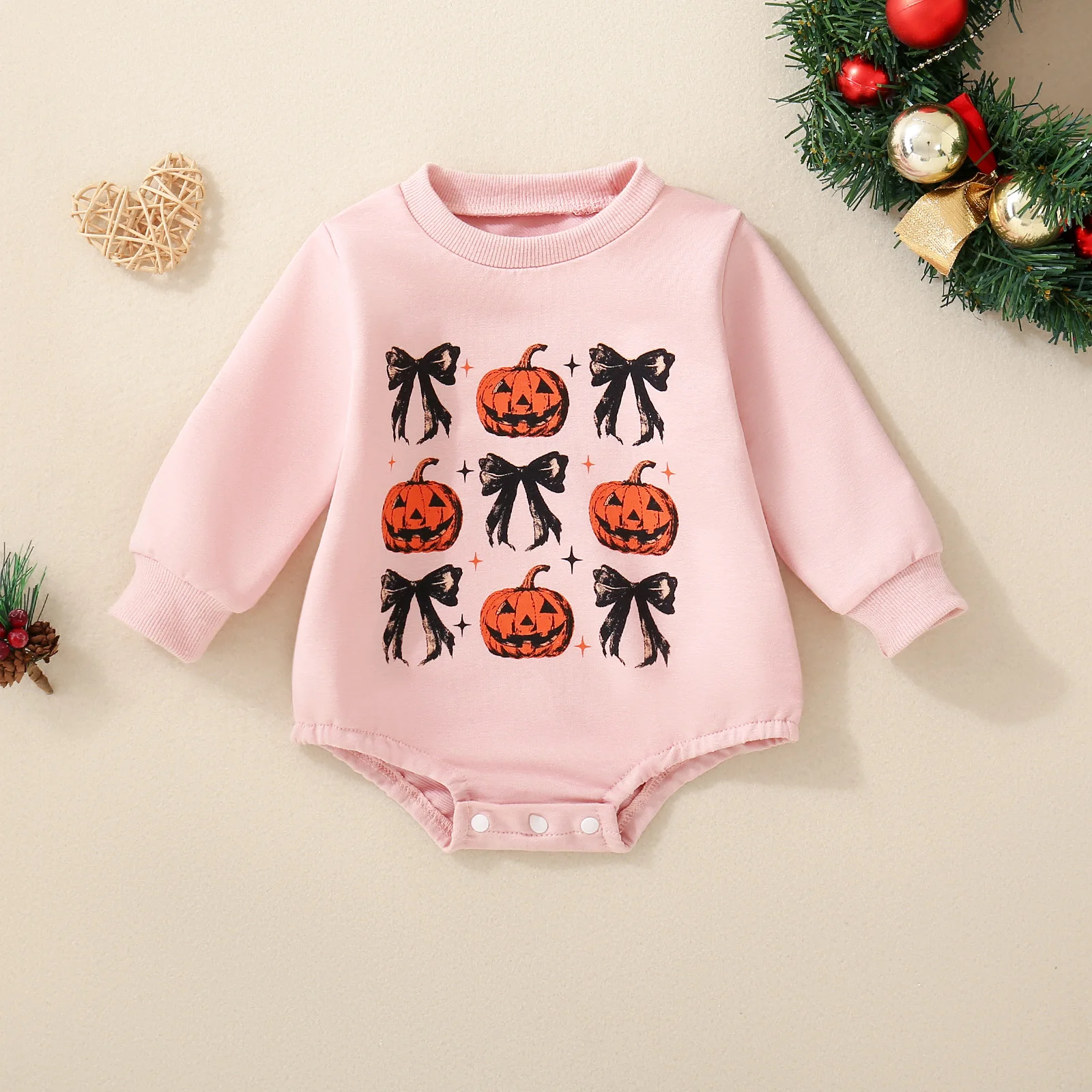 

Autumn and Winter Baby Girls Halloween Printed Pink Long-Sleeved Triangle Hoodie