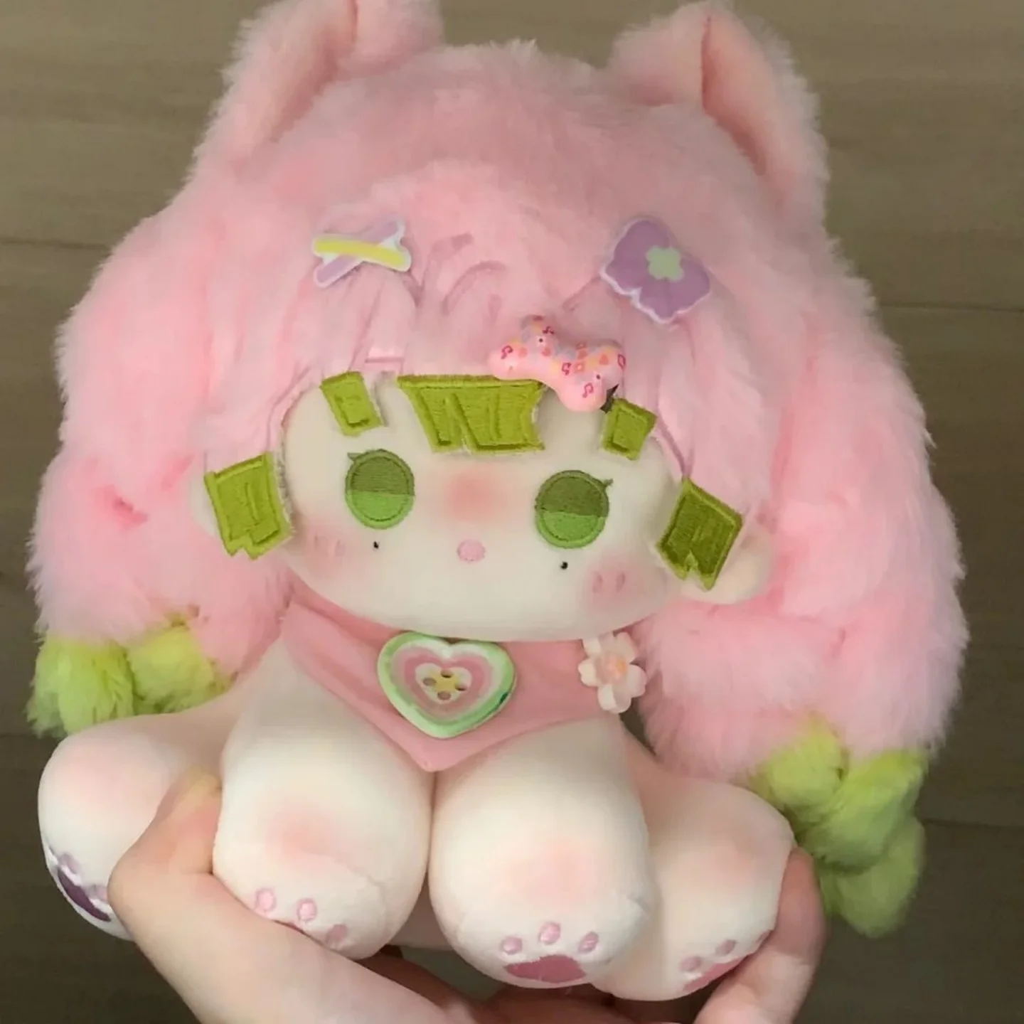 Kanroji Mitsuri coton poupée démon Slayer Anime thème 15 cm peluche compagnon de fourrure à collectionner peluche Figure cadeau