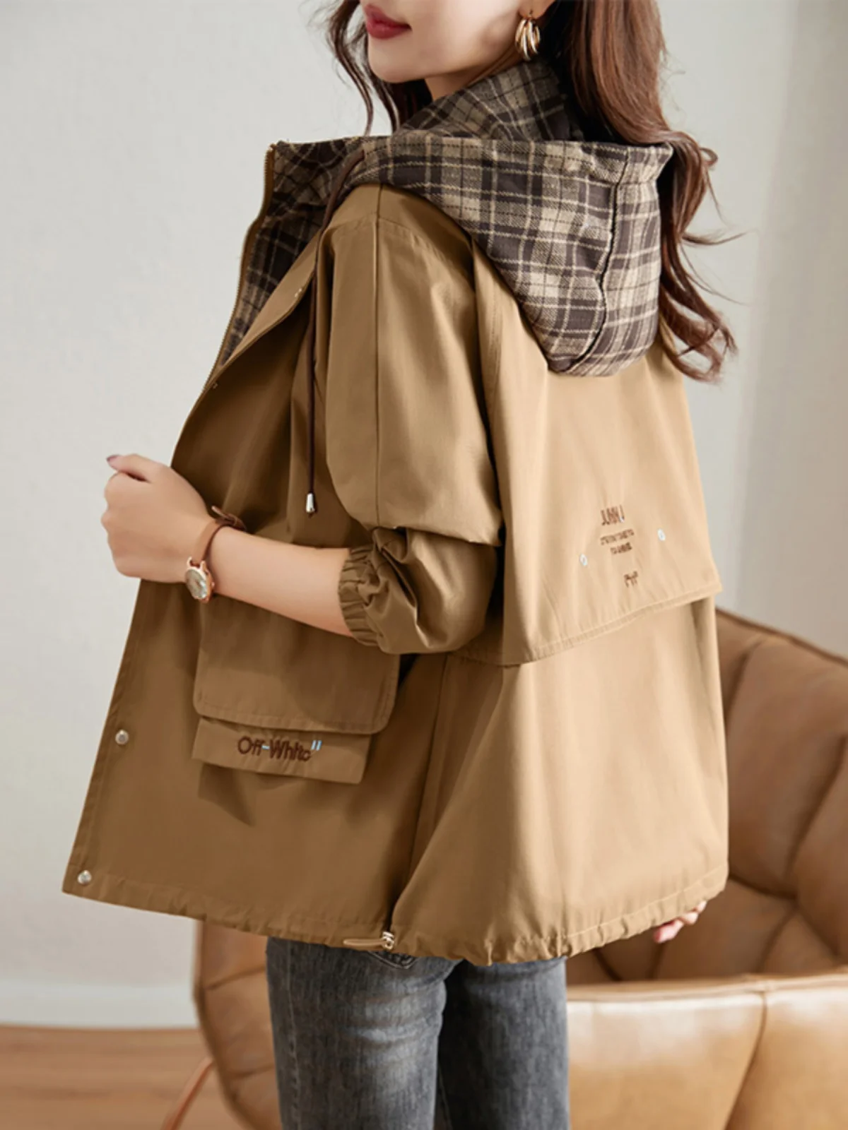 

Short Coat Women's Single-Breasted Hooded Solid Color Spring Autumn Windbreaker Fashion Top Stitching Printing Loose Thick Warm