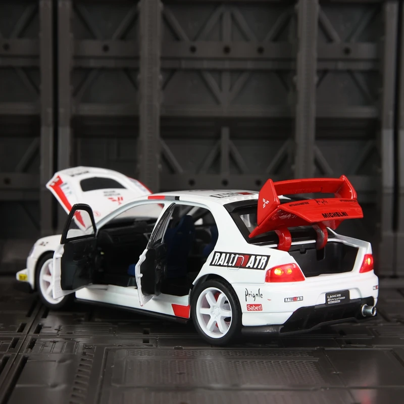 

1:32 Mitsubishi EVO 9-го поколения, модель раллийного автомобиля из сплава, коллекция украшений автомобиля, двери и капот двигателя, багажник можно открыть