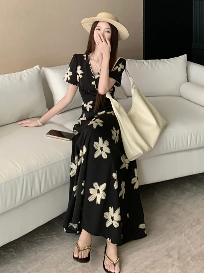 

plus Size Floral Print V-Neck A-Line Dress Summer Waist-Cinching Bubble Sleeve Vintage Long Skirt Women's Fashion Korean Style