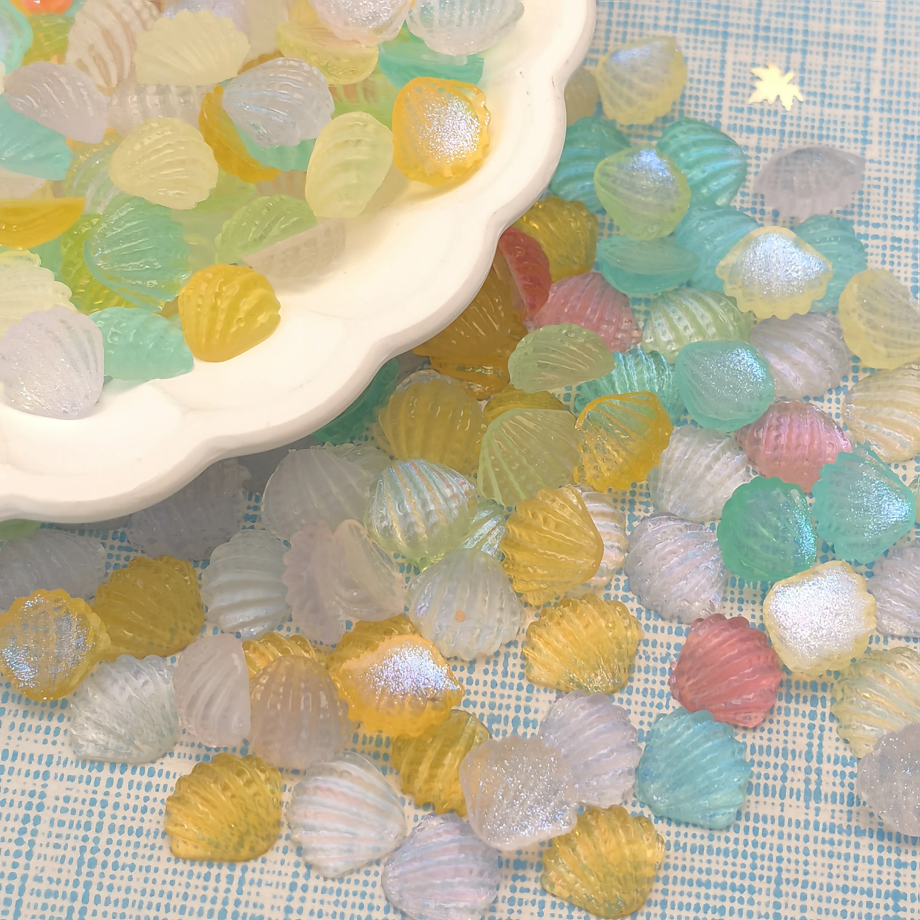 concha-colorida-resina-strass-diy-artesanato-scrapbook-decoracoes-da-arte-do-prego-decoracao-de-casamento