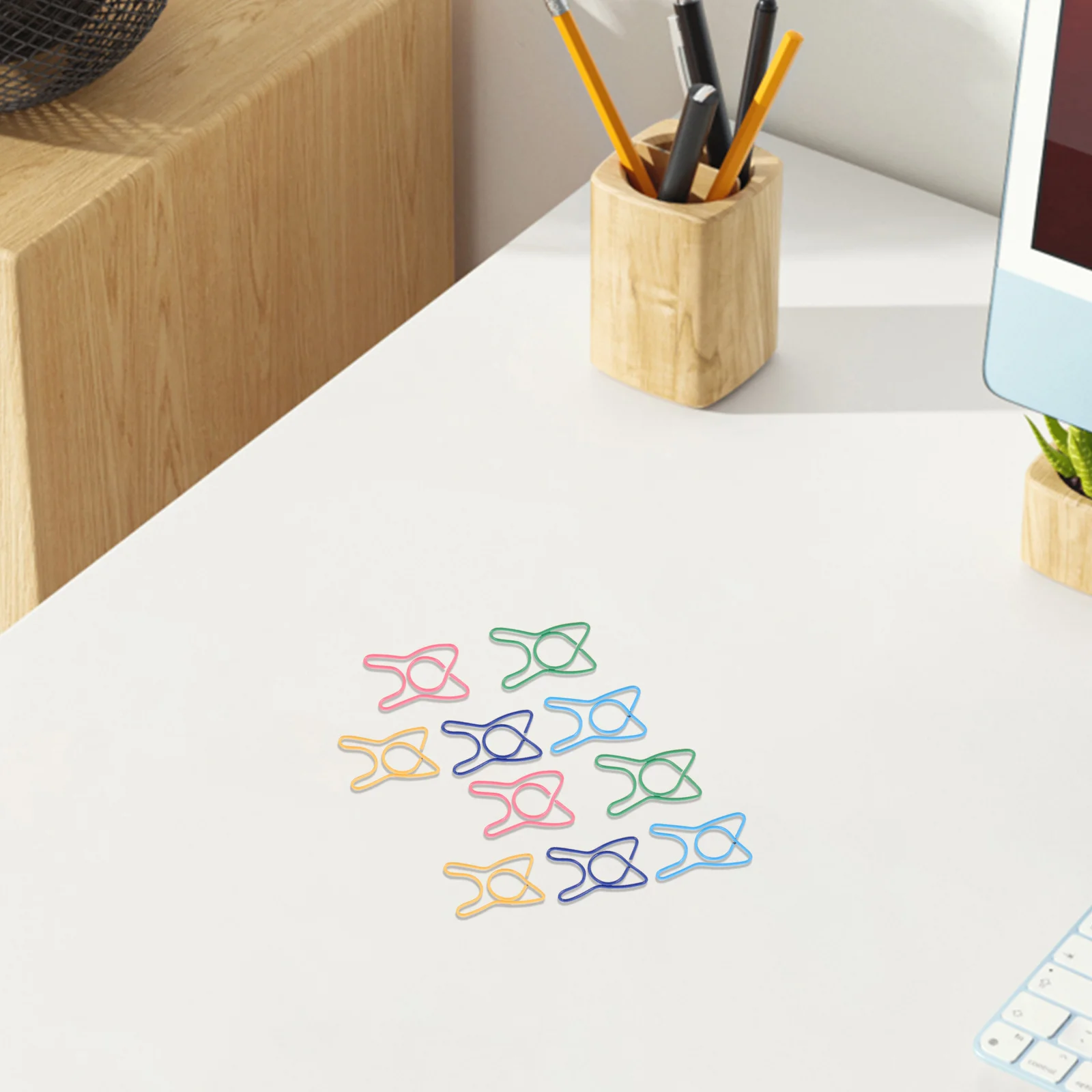 100pcs Colorful Paper Tooth-Shaped Mini Stationery Clips For Planner Scrapbooking School Supplies Assorted