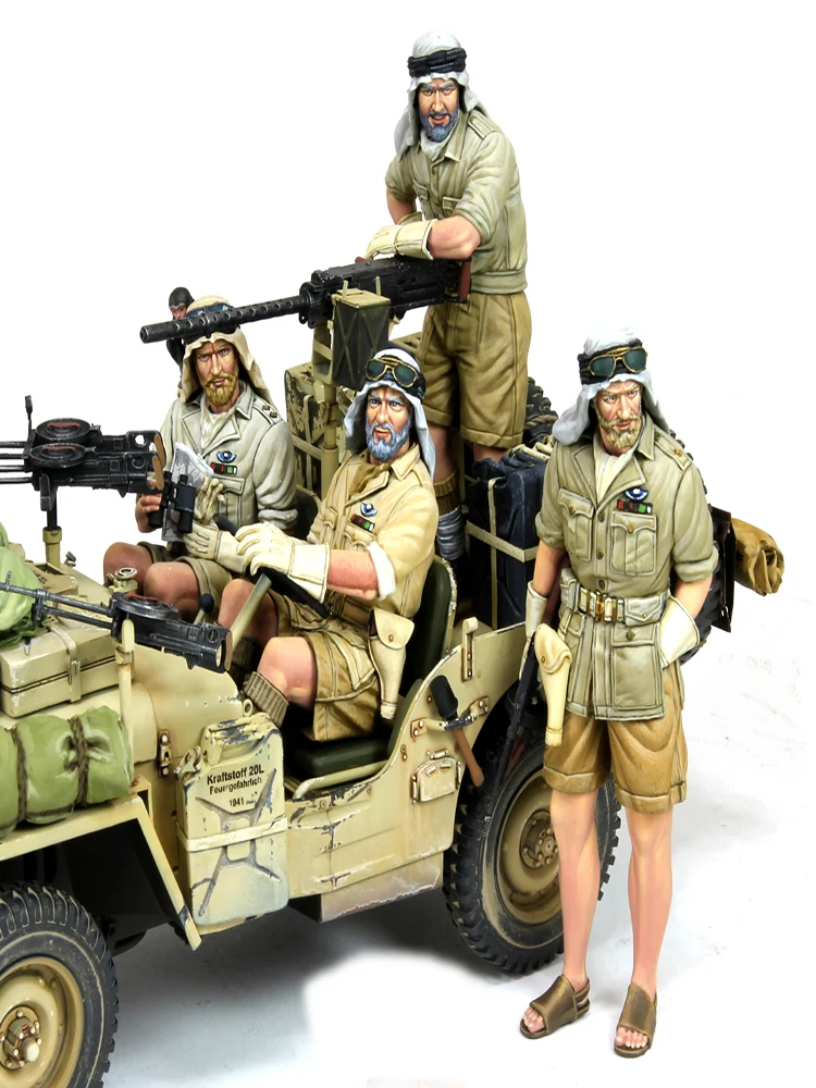 

1/16 MODERN soldier British Crew Resin figure Model kits Miniature soldier Unassembled Unpainted