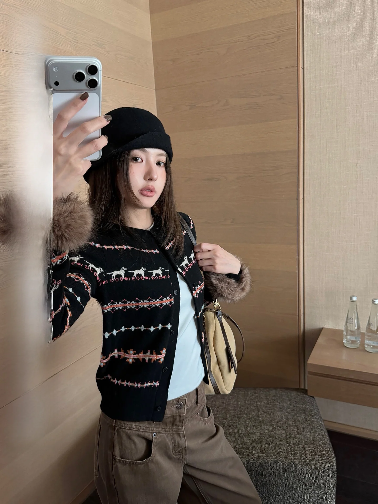 

NingSi Fair Isle Little Dog Texture round Neck Knitted Sweater Women Winter Design Slim Fit Outer Woolen Open Cardigan